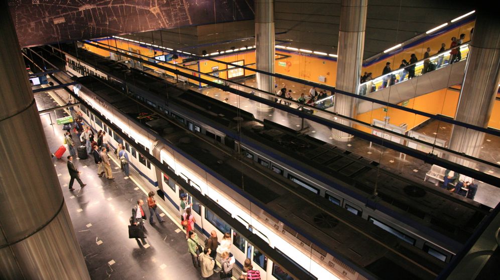 Foto: Trenes en la estación de metro de Aeropuerto T1, T2 y T3. (Metro de Madrid)